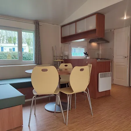 Mobil Home Gite Canal Nantes A Brest 40 Minutes Nantes Et Saint-Nazaire Guenrouet Extérieur photo